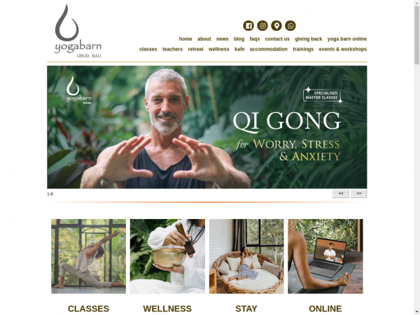 theyogabarn.com